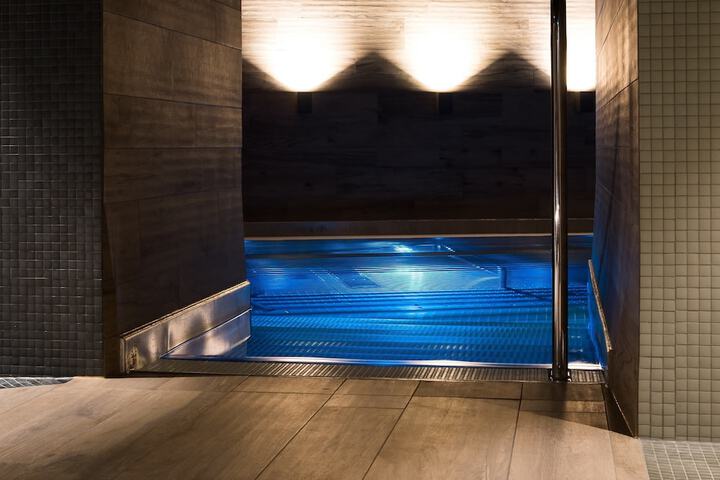 Pool 39 of 80