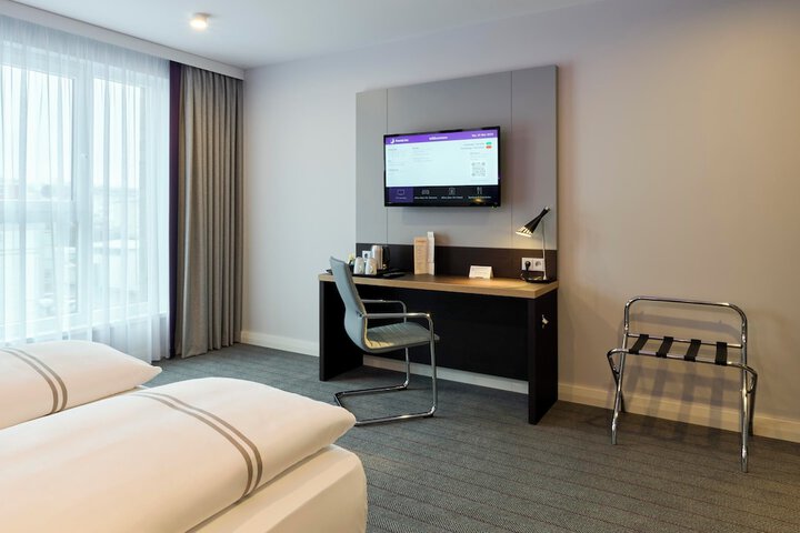 Room 18 of 45