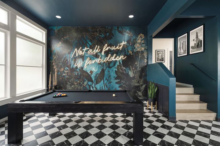 Hotel Interior 6 of 103