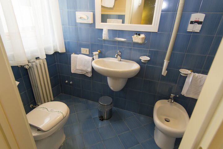 Clean Restrooms