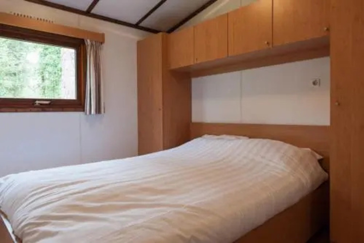 Room 2 of 15