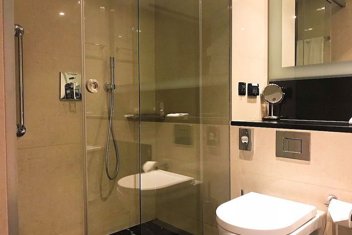 Room 21 of 59