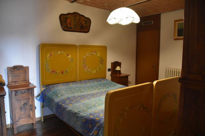 Room 6 of 39