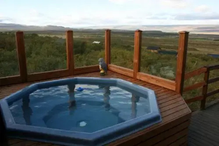 Pool 6 of 10