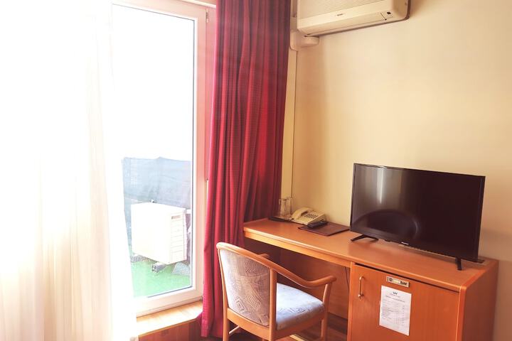 Room 60 of 133