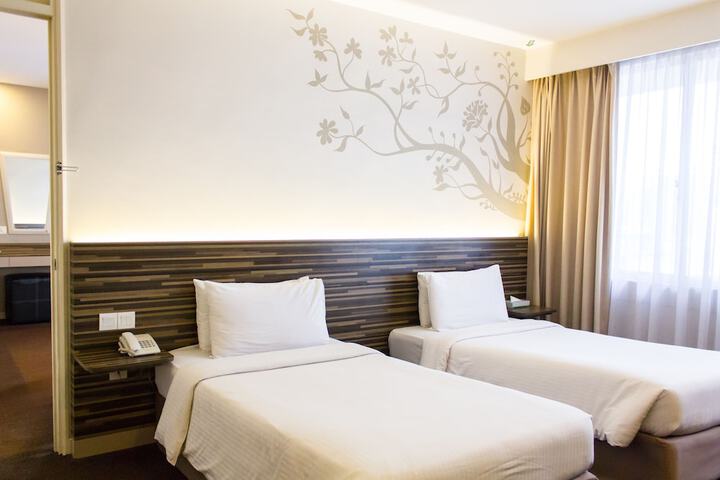 Room 10 of 67