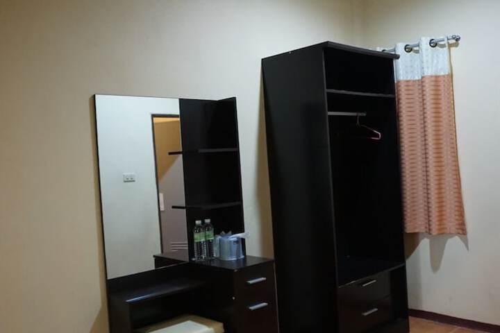 Room 33 of 56