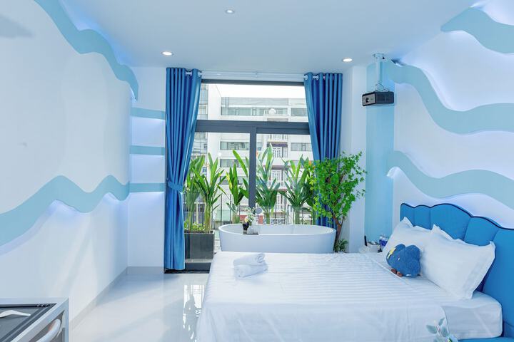Room 36 of 107