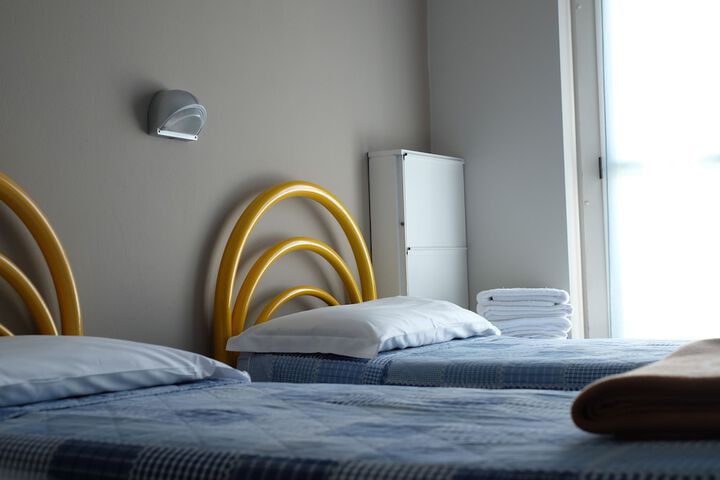 Room 8 of 26