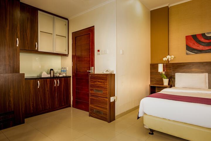 Room 10 of 39