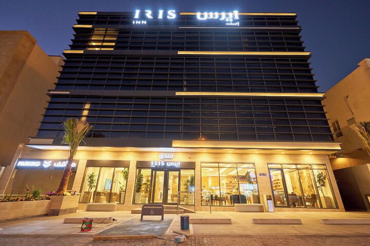 Hotel 76 of 77