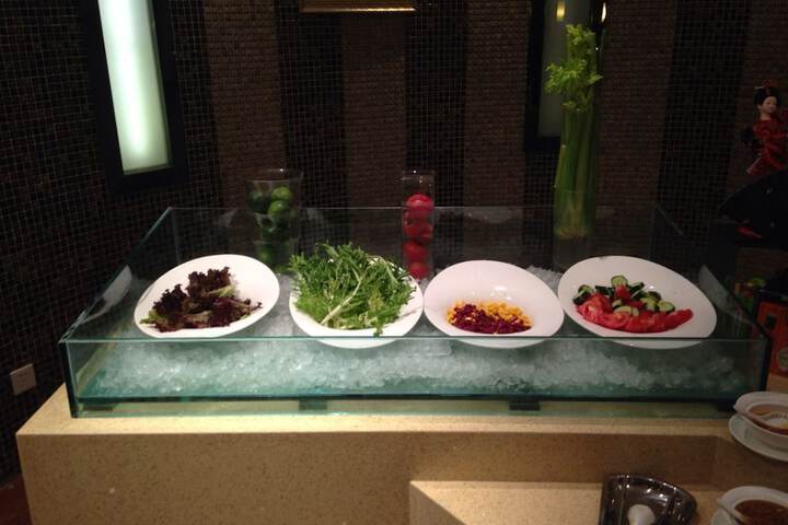 Dining 41 of 86