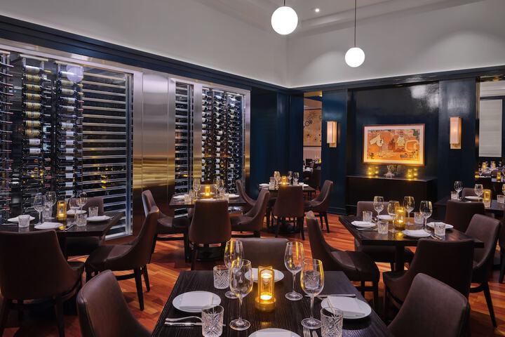 Dining 76 of 114