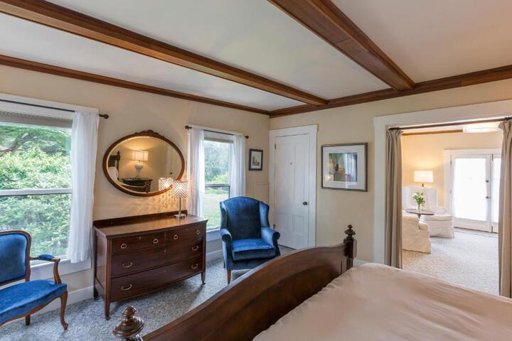 Double Accessible King Size Bed (1 of 2)