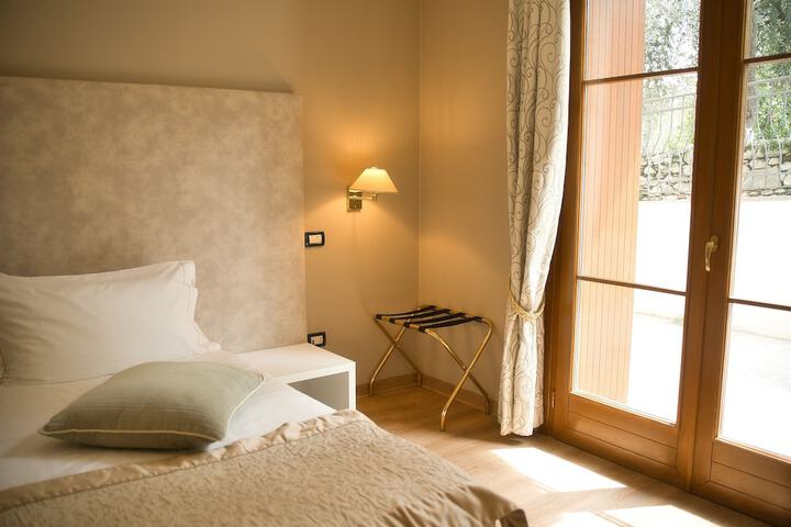 Room 21 of 86