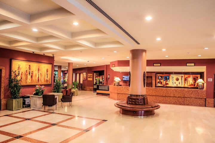 Hotel Interior 3 of 87