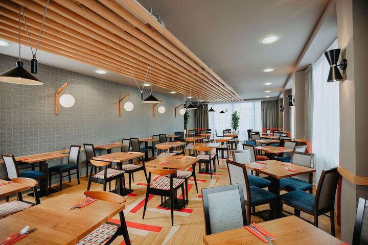 Dining Photos