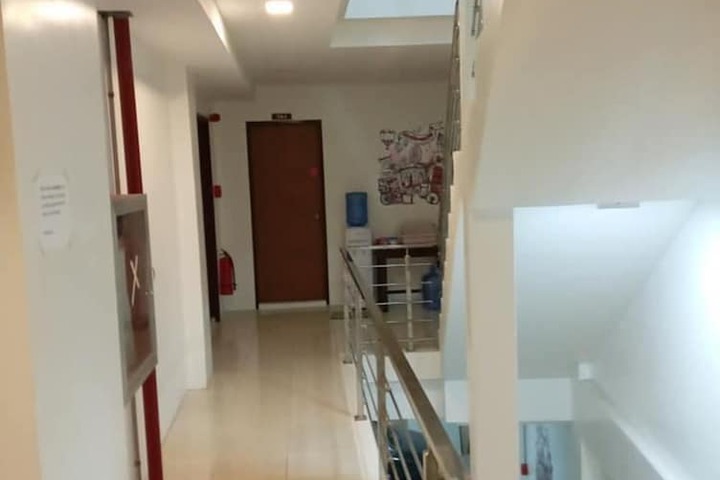 Ballroom/Hall 15 of 19