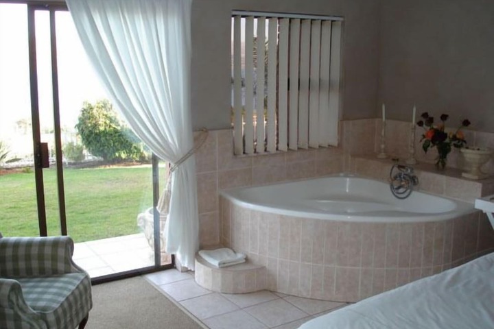 Room 21 of 52