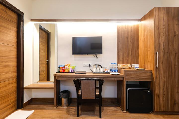 Room 16 of 121