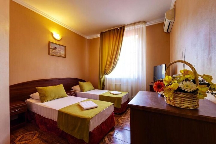 Room 20 of 44