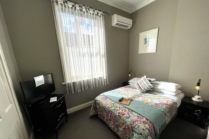 Room 97 of 151