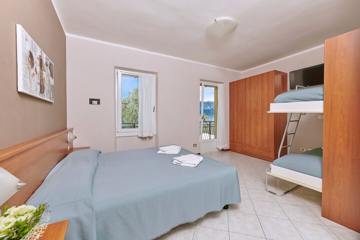 Room 14 of 62