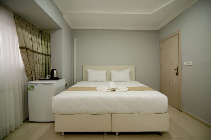 Room 40 of 83