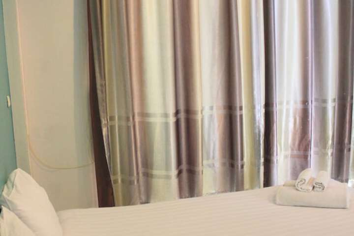 Room 17 of 112