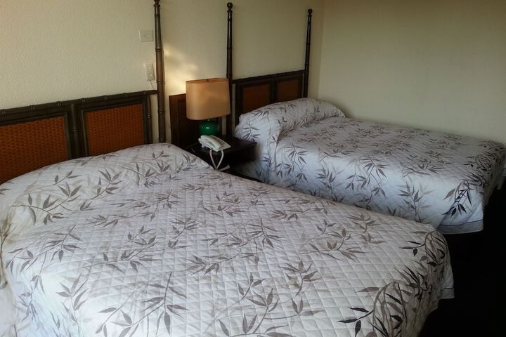 Room 26 of 61