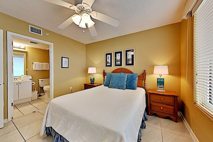 Room 2 of 118