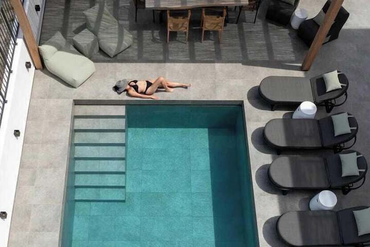 Hotel 122 of 129