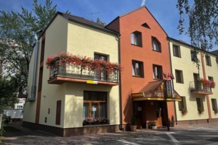 Hotel Adler