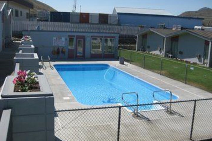 Pool 37 of 42