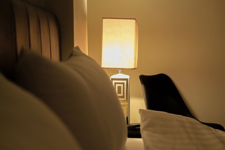 Room 13 of 70