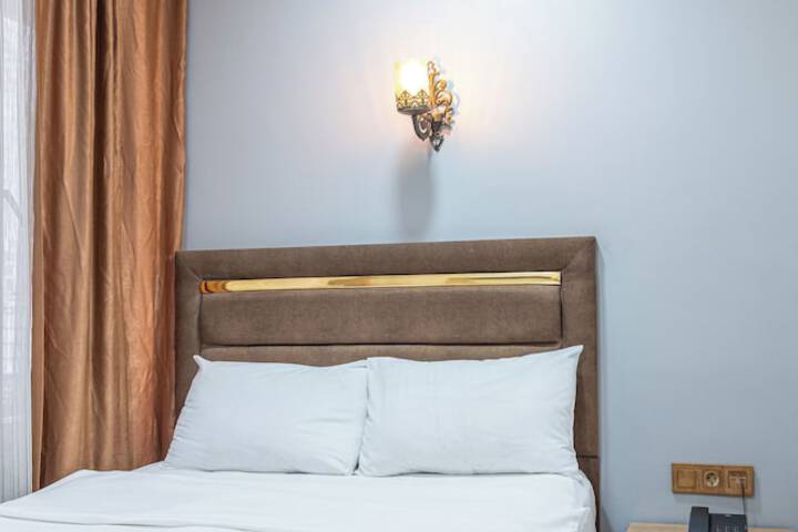 Room 16 of 59
