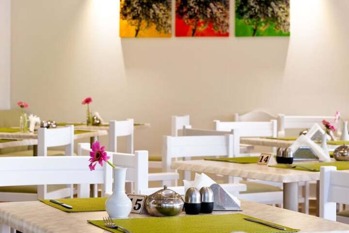 Dining 99 of 154