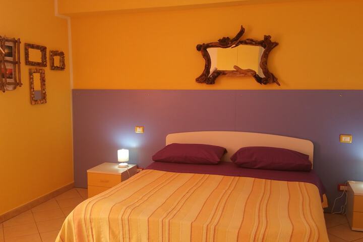Room 12 of 120