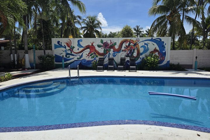 Pool 26 of 40