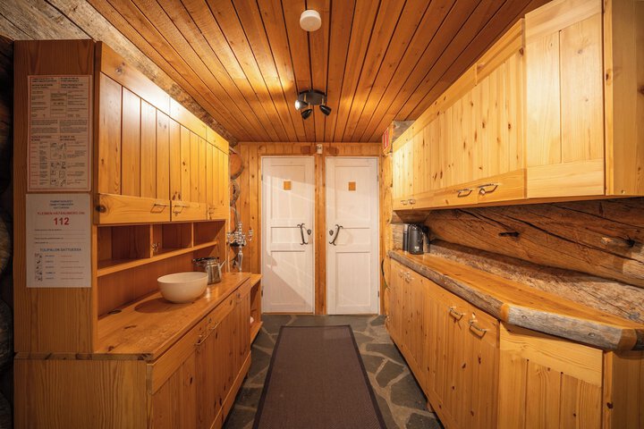Room 12 of 22
