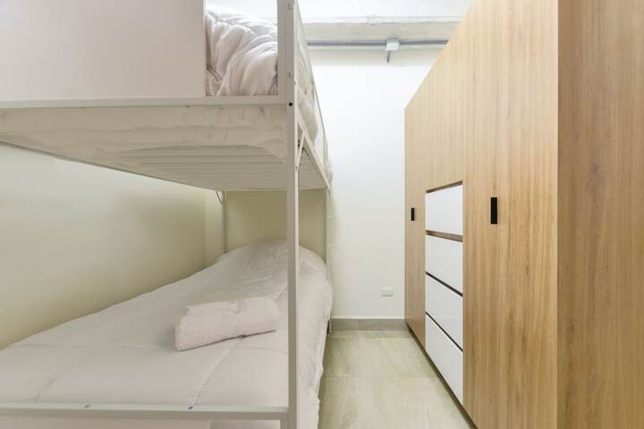 Room 55 of 254