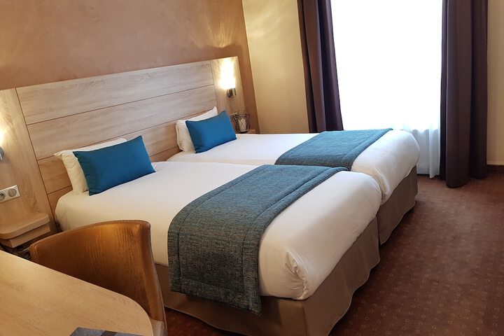 Room 25 of 75