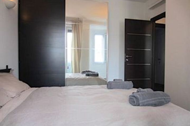 Room 16 of 49