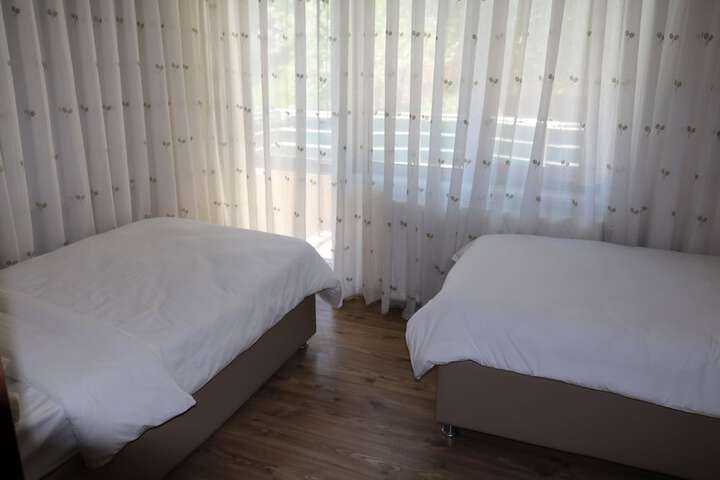 Room 14 of 62