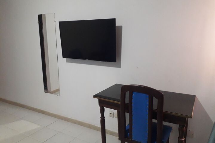 Room 31 of 31