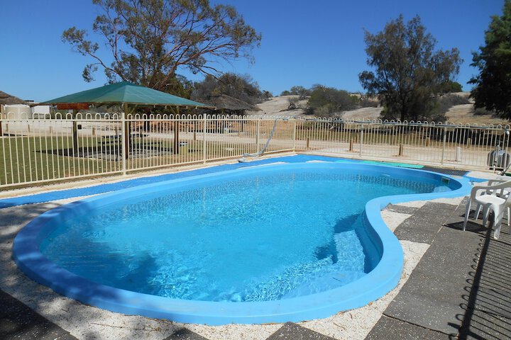 Pool 12 of 21