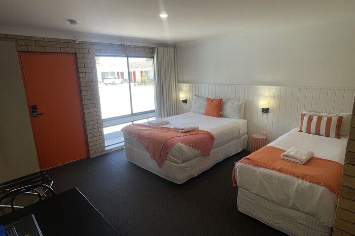 Room 7 of 31