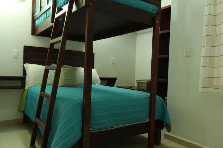 Room 2 of 27