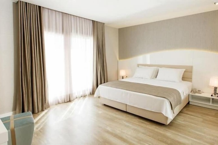 Room 13 of 45