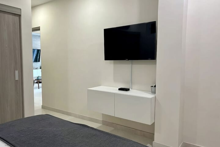 Room 10 of 54